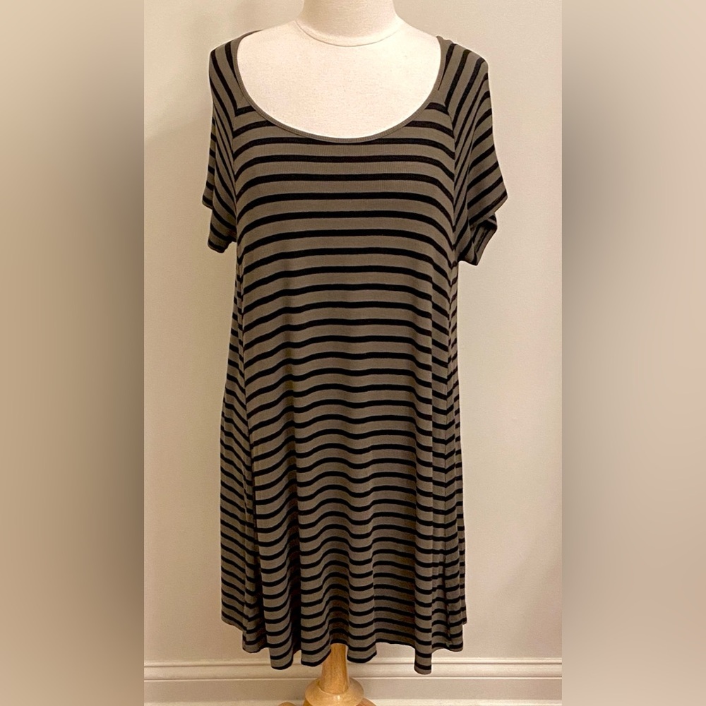 Old Navy Olive Black Striped SZ XL Dark Cottagecore Boho Indie Grunge Knit Dress